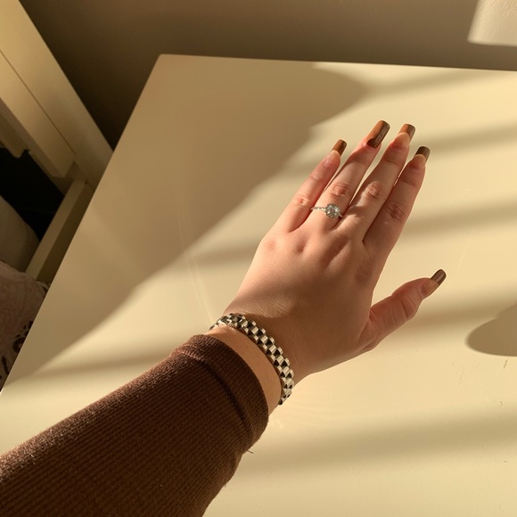 18K Link Bracelet - Picture 3 of 7